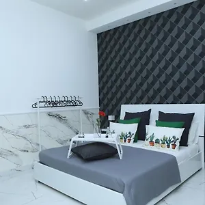 Apartmán Santi House 