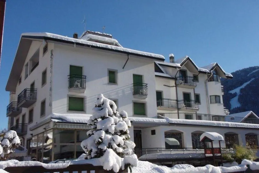 Hotel Italia 阿帕里卡 3*,  意大利